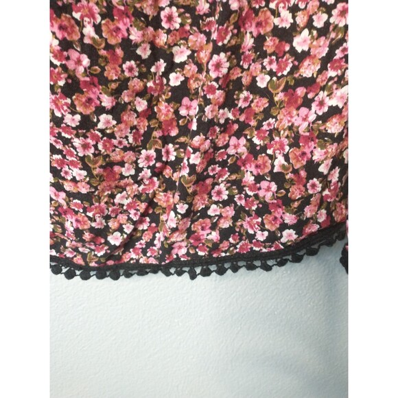 Love J Pink Floral Boho Blouse Women’s Plus 3X Crochet Trim Lightweight - Picture 3 of 4